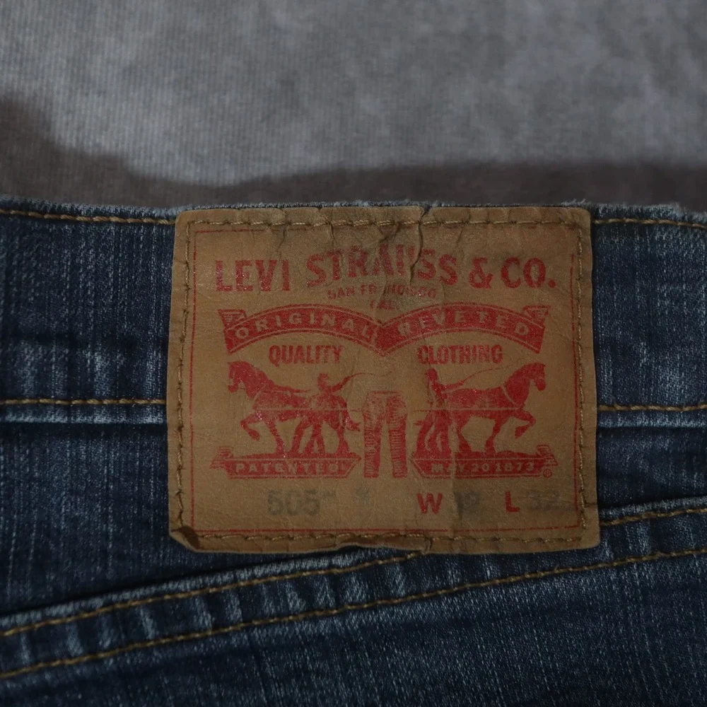 32x26 Levi's 505 Regular Fit Straight Leg Jeans Dark Wash